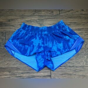RARE Blue tie dye Lululemon hotty hot shorts size 8 2.5”